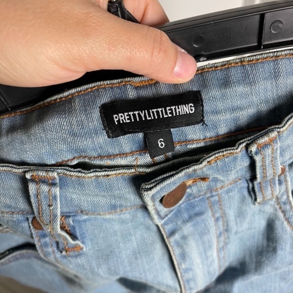 Pretty Little Thing Denim Biker Shorts Women Size 6 - Picture 4 of 4